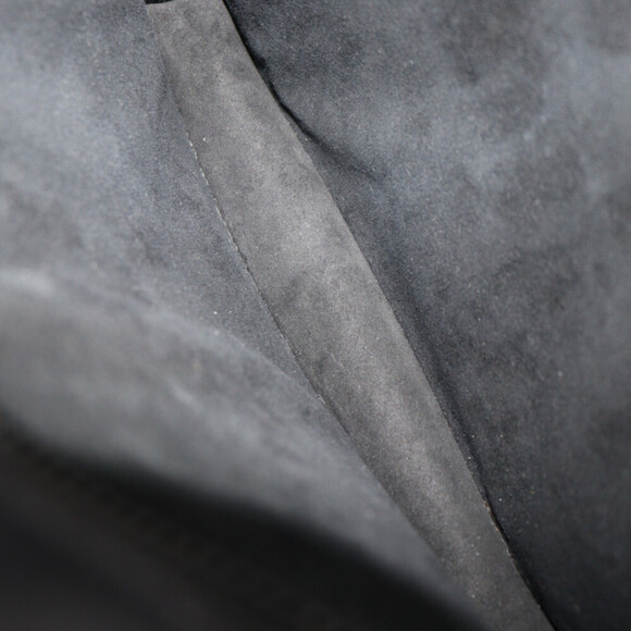 LOUIS VUITTON Black Monogram Leather Pouch - Picture 9 of 10